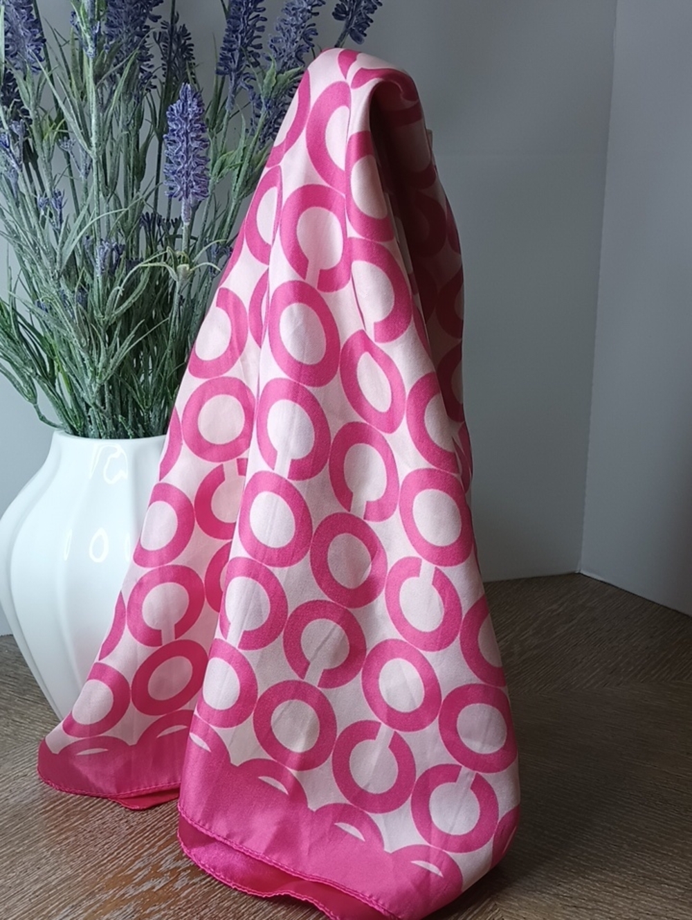 Unbranded Pink & White Scarf 50" X 18"